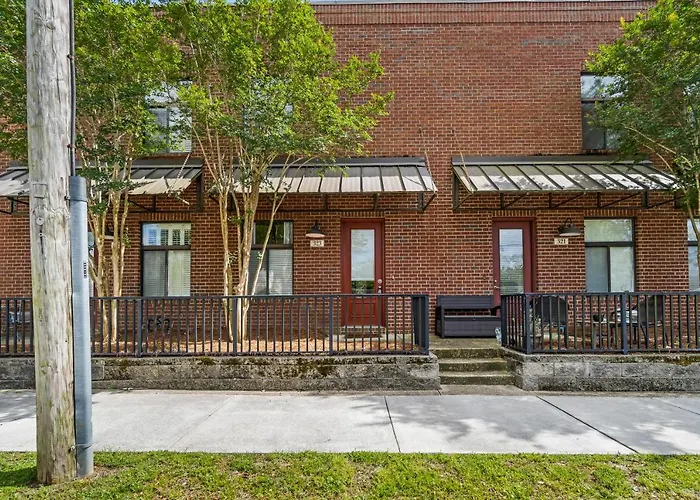 Old East Hill Townhouse Holiday home